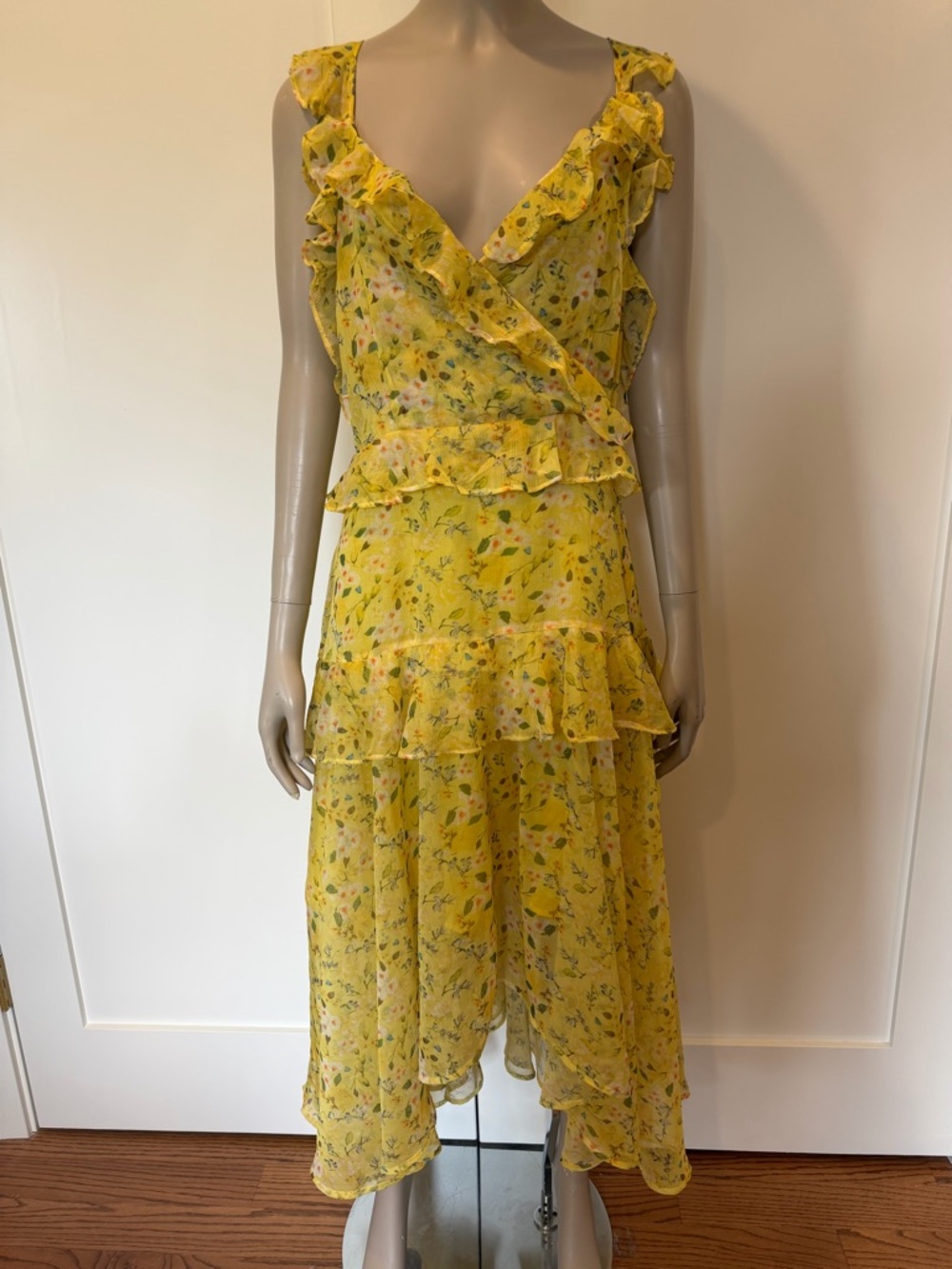 AQUA Women's Yellow Floral Missa Ruffle Dress Size Large